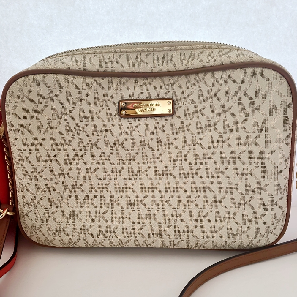 Michael Kors Bundle - image 3